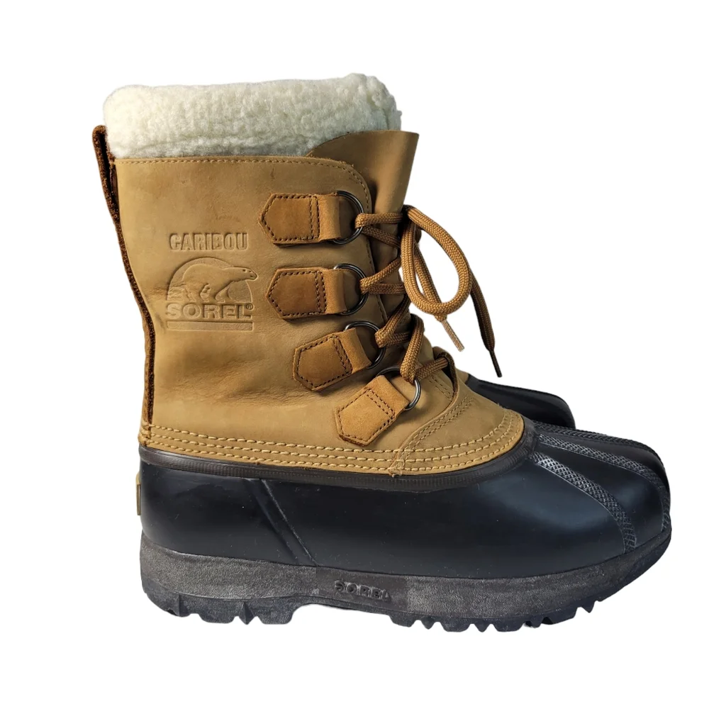 Sorel Caribou suede and rubber snow boots Size 7
